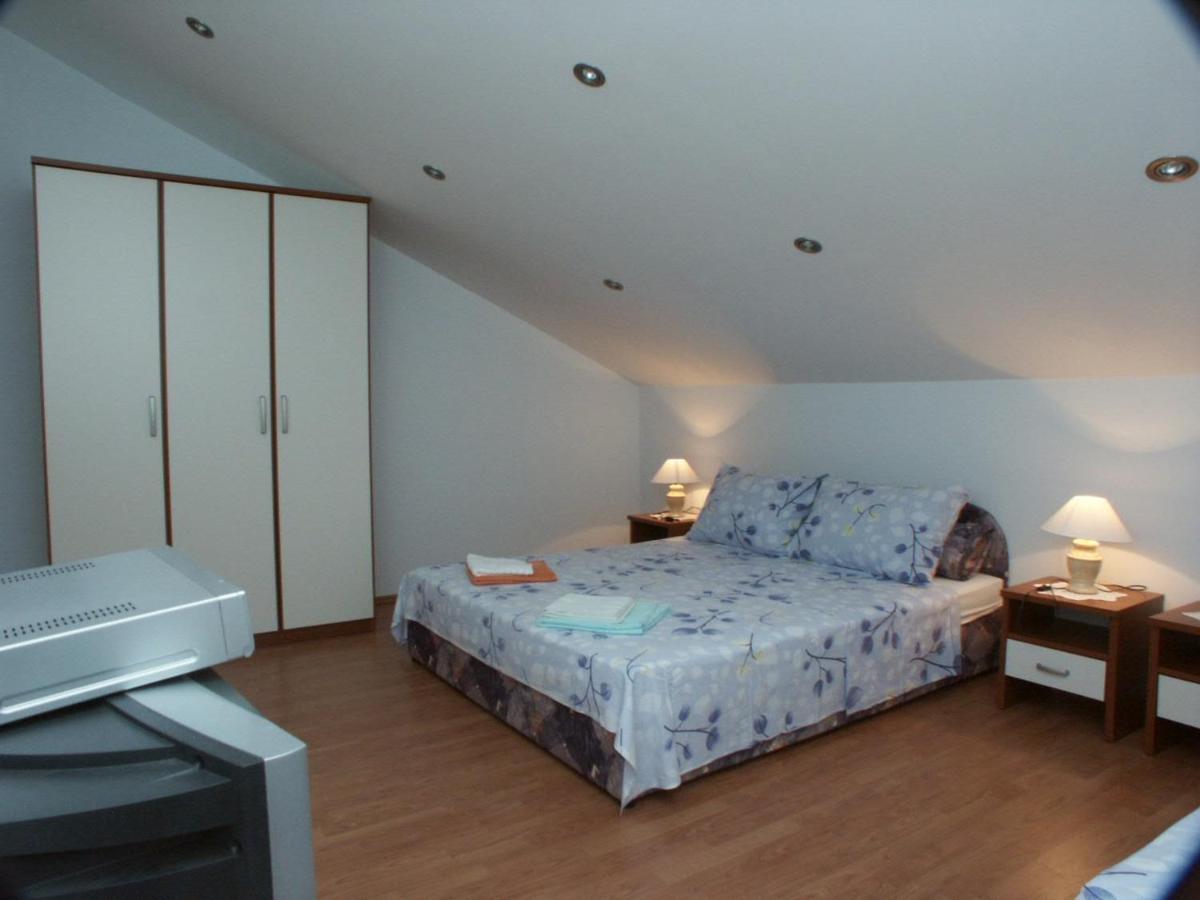 Apartments By The Sea Crikvenica - 2354 Екстер'єр фото